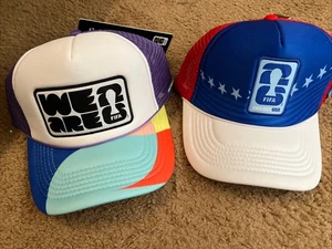 FIFA World Cup We Are 26 Can Mex USA 2026 Trucker Cap Mütze verstellbar Neu mit Etikett Posten x2 sortiert - Bild 1 von 17