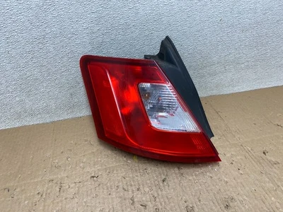 Luz trasera izquierda conductor Ford Taurus 2010 a 2012 OEM T7751 DW Foto 1 de 4