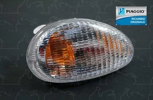 FRECCIA ANTERIORE DX. TRASPARENTE PIAGGIO VESPA ET2 ET4 50 - ET4 125 ('96-'02) - Foto 1 di 1