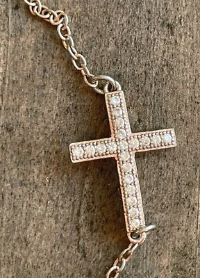 ✅ Pulseira cruzada 7 1/4" (9mm) tom dourado strass transparente - Imagem 1 de 4