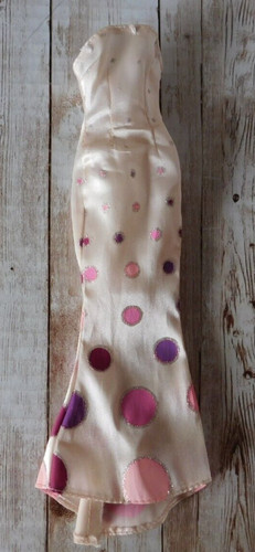 Barbie Fashion Avenue ""Diva Supreme"" bambola vestita a pois bianca taglia