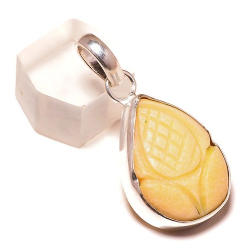 OFF WHITE Ciondolo goccia fiore fatto a mano pietra diaspro bianco intagliato a mano sovrapposizione argento