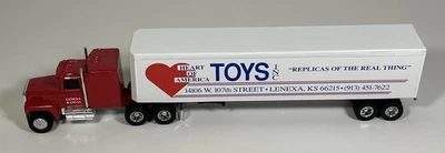 Semirremolque Ford Ertl 1/64 Heart of America Toy Show Lenexa KS remolque Foto 1 de 4