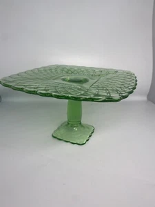 Largest Size LE Smith Rose Trellis Green Glass Pedestal Cake Stand 11" Square - Picture 1 of 6