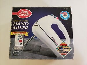 Vtg Betty Crocker Power-up 10 Speed Hand Mixer BC-1209