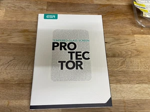 ESR Displayschutzfolie kompatibel mit iPad Pro 11 Zoll Hartglas 2er-Pack - Bild 1 von 3