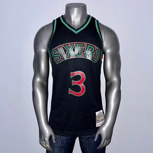 Maglia media uomo Mitchell & Ness Philadelphia 76er’s Allen Iverson 1996-1997 - Foto 1 di 9