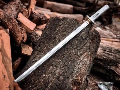 ESPADA KATANA SAMURAI JAPONESA HECHA A MANO PERSONALIZADA ACERO AL CARBONO ESPIGA COMPLETA AFILADA Foto 1 de 4