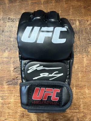 Nate Diaz Signed UFC MMA Glove JSA Coa Autographed - Image 1 of 4