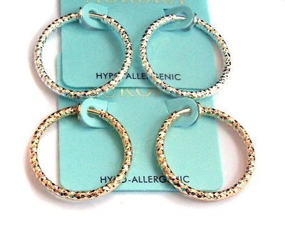 CLIP-ON EARRINGS HAMMERED HOOP GOLD OR SILVER HYPO-ALLERGENIC 1 INCH HOOPS - Image 1 of 2