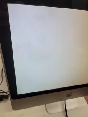 Apple iMac A1224 20in  2 GHz 1GB DDR3 RAM! POWERS ON! NO HDD! SMUDGED SCREEN! - Image 1 of 4