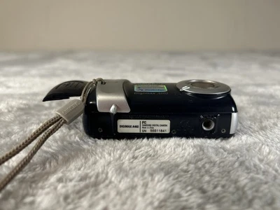 Samsung Digimax A402 4.0MP Digital Camera For Parts - Image 1 of 4