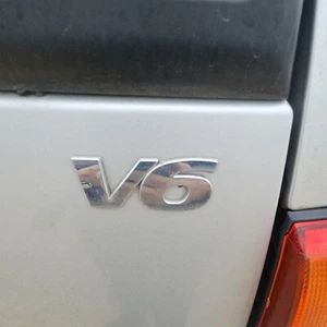 SUZUKI XL7 REAR TAILGATE EMBLEM 2003 - Picture 1 of 1