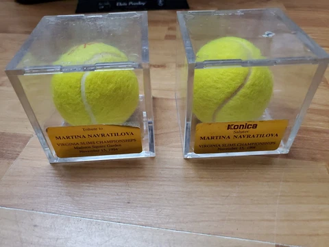 1994 MARTINA NAVRATILOVA Konica Virginia Slims Championships TENNIS BALL Cube 2X Cover