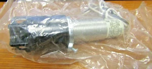 ✌️NEW APPLETON SPLSGRB PILOT LIGHT 120 VAC GREEN HAZARDOUS LOCATION - Picture 1 of 4