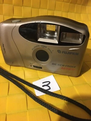 FujiFilm Big ViewFinder Auto 10 Beige 35mm Fixed Focus Point & Shoot Film Camera - Image 1 of 4