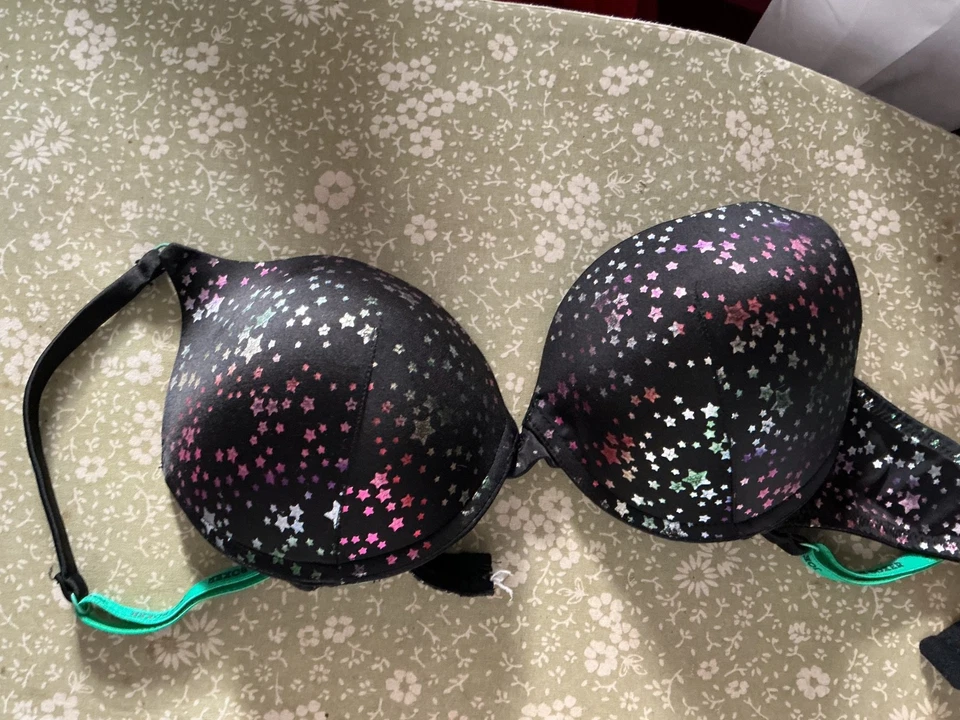 Sujetador acolchado con aros Joe Boxer talla 36D Foto 1 de 4