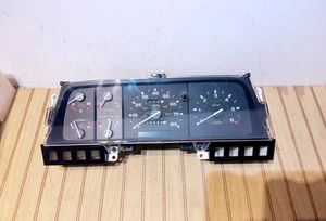 1989-1990 Ford Bronco II/ 89-92 Ranger Instrument Cluster 093,985 Mi w/85 MHP - Picture 1 of 12