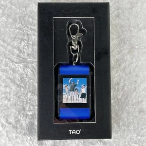TAO Digital Photo Frame Keychain - 1.5" Blue - New - Picture 1 of 4
