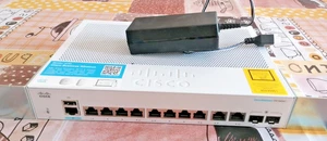Cisco Business CBS250-8T-E-2G Switch - Zdjęcie 1 z 4