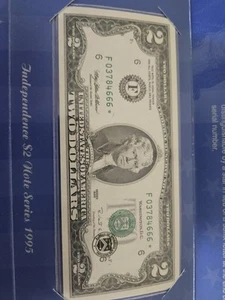 USA 2 Dollar Green Seal Star Note 1995 BEP Independence Note - Picture 1 of 2