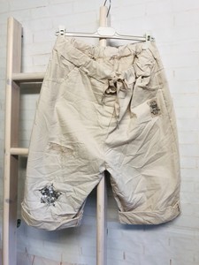ITALY Capri Bermuda Kurze Hose Jogger Shorts Röhrenhose Gr. 44 46 48