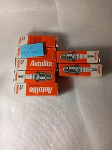 Autolite Eight Sparkplugs 7 Fit Gmc,buick,poniac - Foto 1 di 1