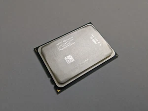 AMD Opteron 6238 12 core 2.6-3.2 GHz Socket G34 Processor OS6238WKTCGGU - Picture 1 of 3
