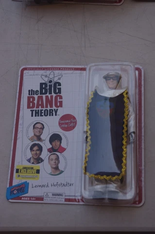 Bif Bang Pow Big Bang Leonard Ren Faire Action Figure Entertainment Earth Cover