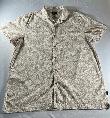 Lee Men’s Large Classic Fit Floral Button-Up Shirt Tan White Cotton Hawaiian Cam - Image 1 of 4