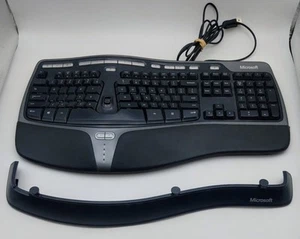 Microsoft Ergonomic Natural Comfort 4000 v1.0 Black Wired w/ Riser Stand - Picture 1 of 1