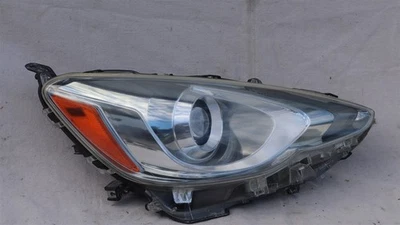 2016-2017 Toyota Prius C Headlight Lamp LED Passenger Right RH Foto 1 de 4