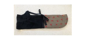 Whippet coat, black fleece with red flower patch, Medium - Bild 1 von 4