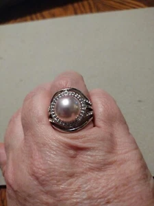 Paparazzi Costume Jewelry NEW Pink Pearl w/White Rhinestones Ring - Picture 1 of 6