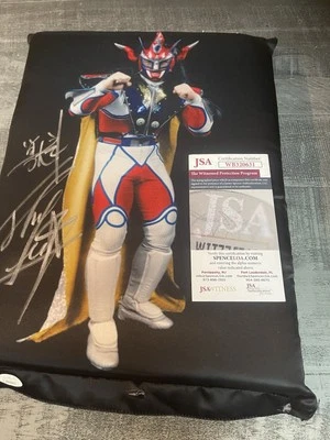 Mini torniquete Jushin Thunder Liger autografado luta profissional JSA AU90712 - Imagem 1 de 4