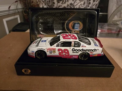 Kevin Harvick ELITE #29 GM GOODWRENCH NOVATO AÑO 2001 1/24 Nascar Diecast Foto 1 de 4