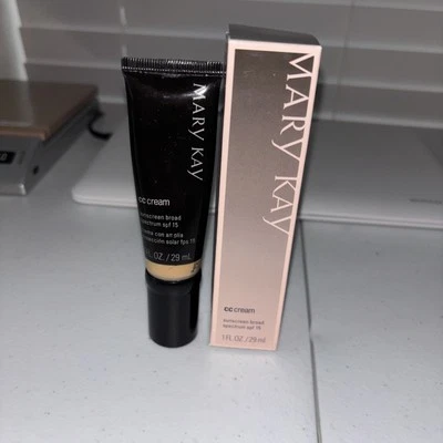 Mary Kay CC Cream Sunscreen Broad Spectrum SPF 15 - Medium - 1 fl oz - Image 1 of 4