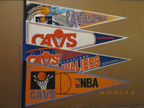 NBA Cleveland Cavaliers Vintage 1990's Lot of 4 Team Logo Basketball Pennants Cover