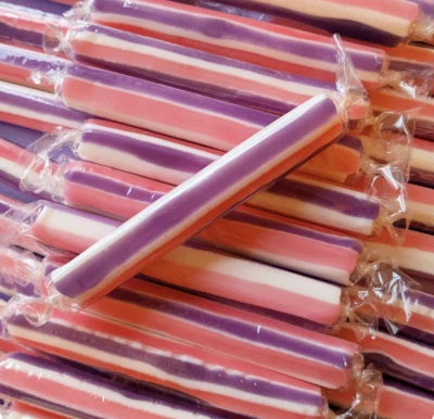 ROSS'S COSMOPOLITAN ROCK 25g Sweet Shop Hard Wedding Candy Seaside Cocktail Girl - Image 1 of 3