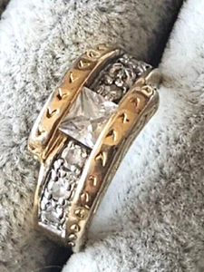 Gold Tone Women Ring / Square Diamond Style Glass Gem - Size 7 - Picture 1 of 5