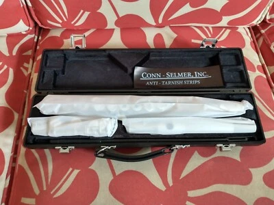 Brand New Selmer flute SFL301RI Concert Open Hole C Flute, C foot, Inline G - Image 1 of 4