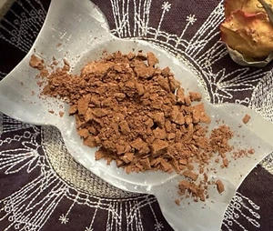 Handzerkleinerter roter Ziegelstaub (grob), Hausschutz, Geschäftsschutz - Bild 1 von 2