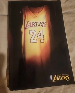 Los Angeles Lakers Media Guide Book 2006-07 - Picture 1 of 3