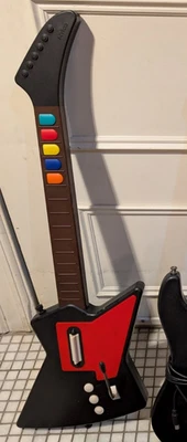 Controlador de guitarra inalámbrico con dongle Nyko Front Man Guitar 80592-E14-0611 PS2 Foto 1 de 2