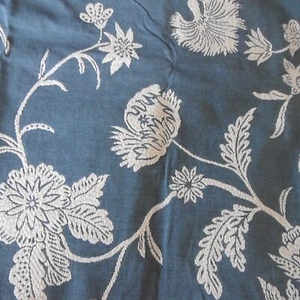 Embroidered floral cornflower blue and ivory double layer remnant 50 x 144cm - Picture 1 of 7