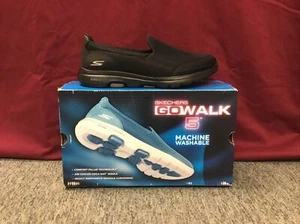 New Women’s Skechers 15901 Black Go Walk 5 Slip-on Sneakers 7.5 Wide - Picture 1 of 6