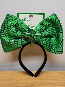 ☘️  NEW! St Patricks Day Girls Women's Green Bow with Shamrock - Headband - Picture 1 of 3