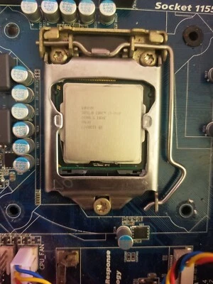 Intel Core i5-2400 3.10 GHz LGA 1155 Desktop CPU Processor SR00Q - Image 1 of 2