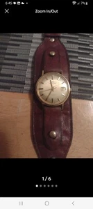 Vintage 60s Baylor Men's Gold 17Jwl Swiss Made Watch w/ Strap - Picture 1 of 6