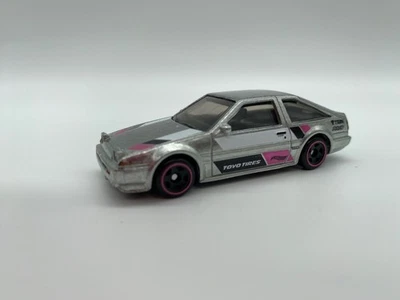 Hot Wheels Toyota AE86 Sprinter Trueno Zamac 2025 - Imagem 1 de 4